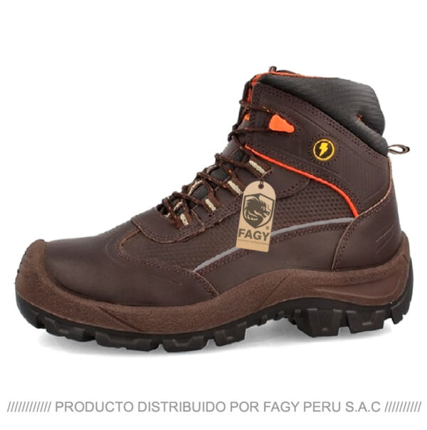 Botín Modelo INGENIERO Marca BATA Botín Modelo INGENIERO Marca BATA