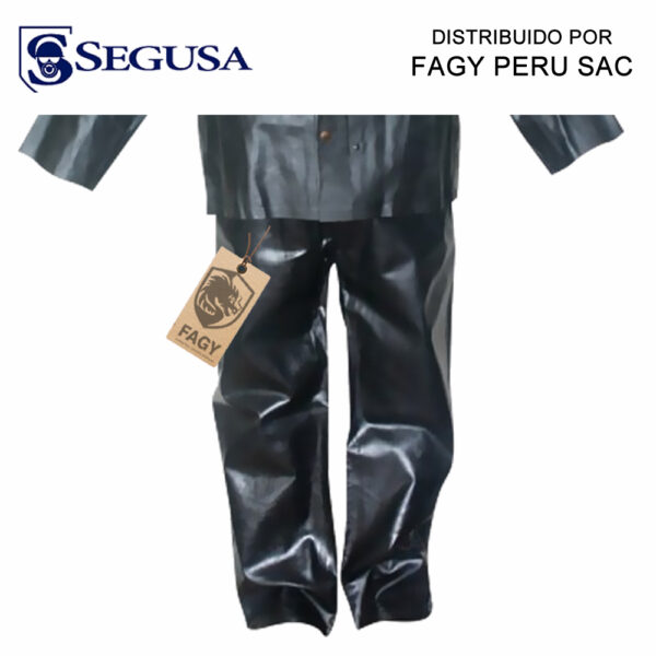 Pantalón de tela enjebada negro